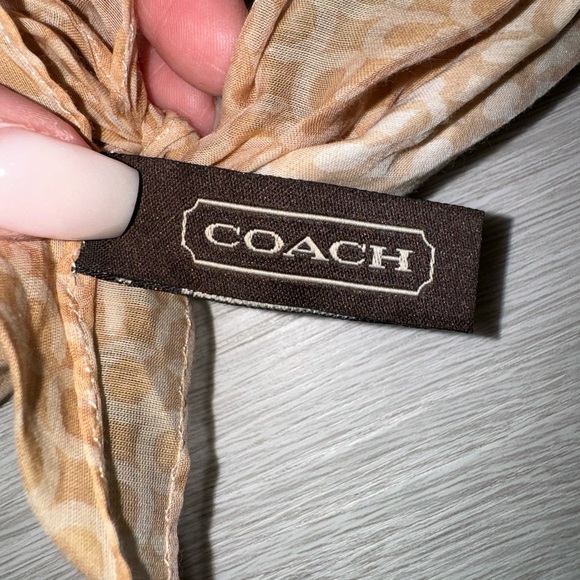 Coach headband - Picture 2 of 3